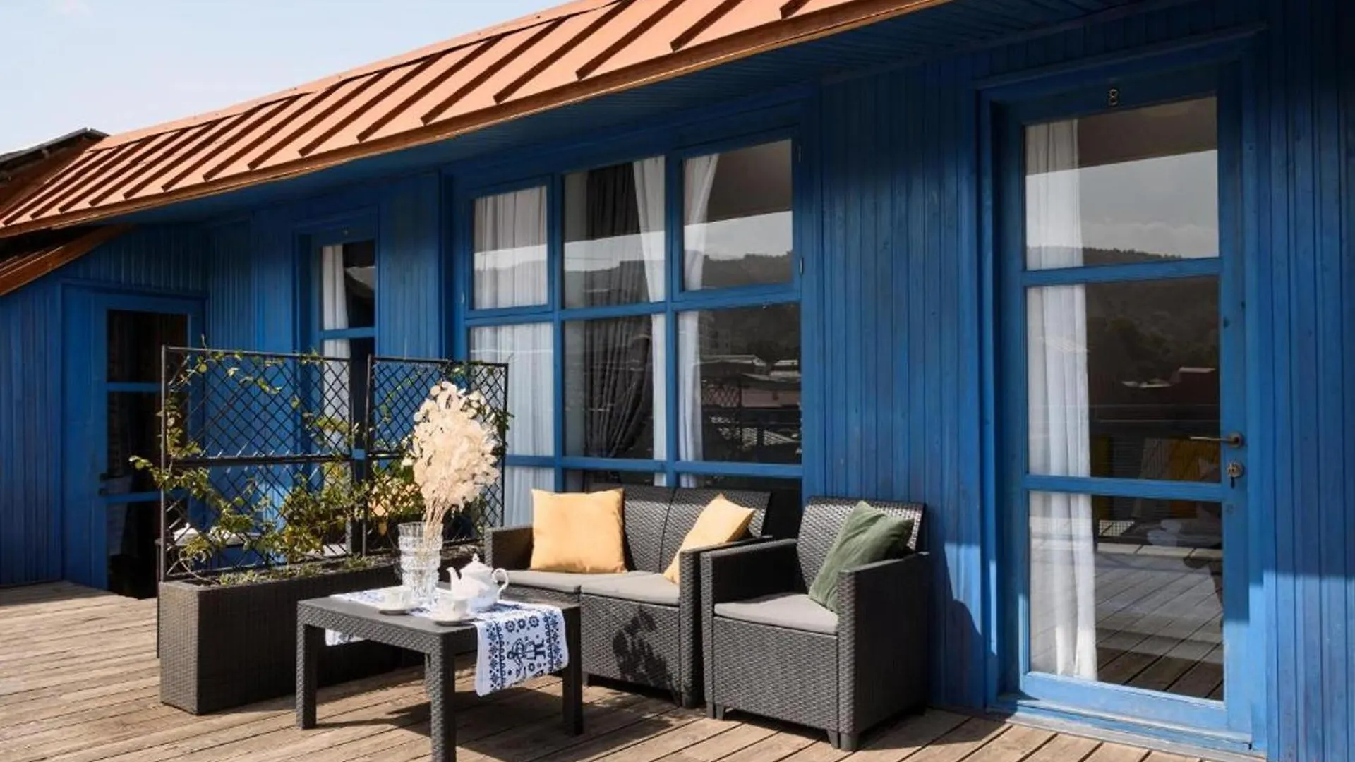 Blue Terrace Hotel ティビリシ グルジア